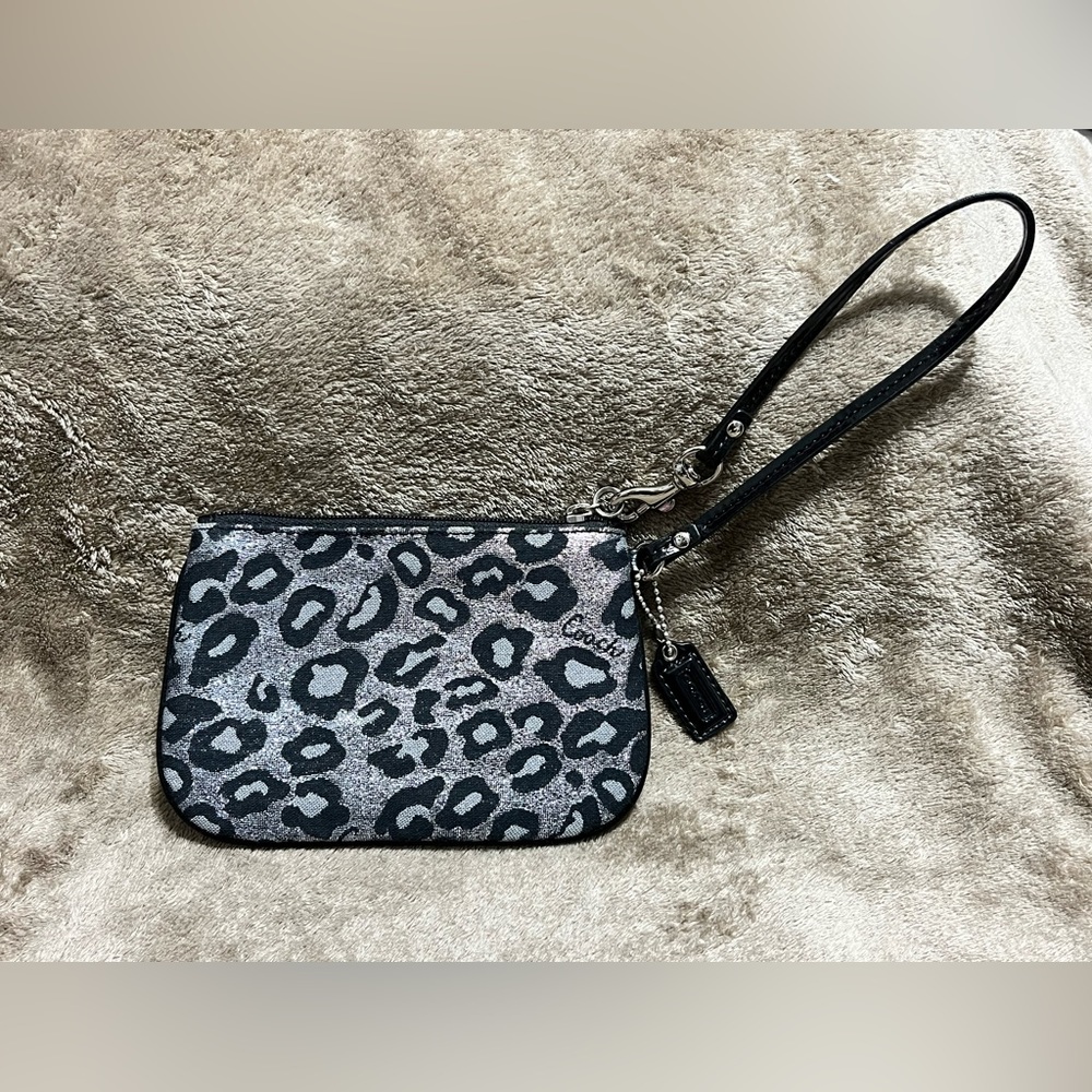 Coach Euc Madison Ocelot Leopard Print Wristlet Gem